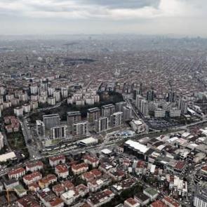 İstanbul'da korkutan görüntü! Kent beton yığınına döndü..