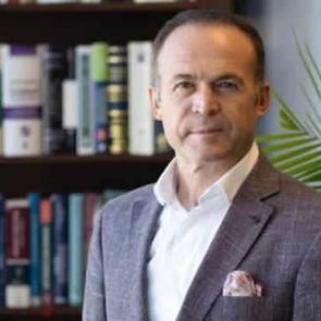 AK Parti Karaman B&uuml;y&uuml;kşehir Başkan adayı Mevl&uuml;t Akg&uuml;n kimdir, aslen nerelidir? 