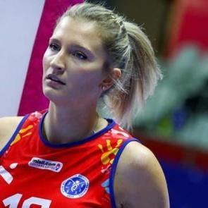 Anna Nicoletti'den T&uuml;rkiye ligine &ouml;vg&uuml;