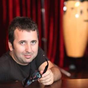 &Uuml;nl&uuml; oyuncu trafik kazası ge&ccedil;irdi! Bodrum turnesi d&ouml;n&uuml;ş&uuml; &ouml;l&uuml;mle burun buruna geldi&hellip;