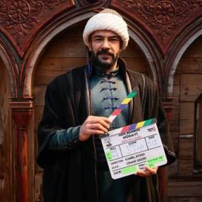 Aziz Mahmud H&uuml;dayi: Aşkın Yolculuğu dizisi sete &ccedil;ıktı