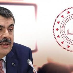 MEB'den devamsızlık hamlesi! Tek tek d&uuml;ş&uuml;r&uuml;lecek