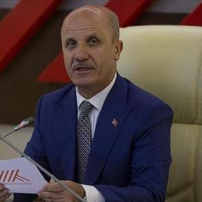 Y&Ouml;K Başkanı Erol &Ouml;zvar'dan YKS adaylarına m&uuml;jde