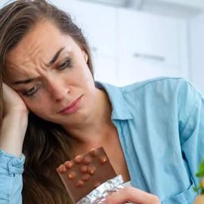 Duygusal a&ccedil;lık ne demek? Duygusal a&ccedil;lıkla nasıl başa &ccedil;ıkılır?