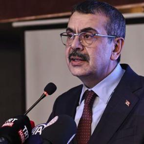 Milli Eğitim Bakanı Tekin'den 6 Şubat mesajı
