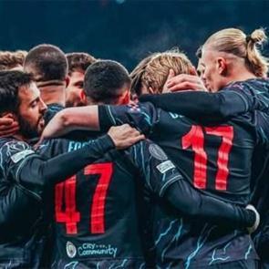 Manchester City, Parken'den avantajla d&ouml;nd&uuml;!