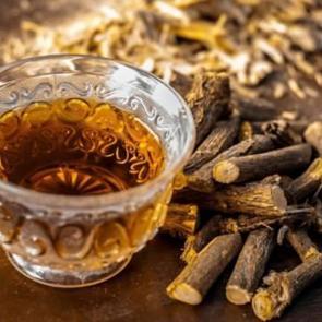 Meyan k&ouml;k&uuml; mucizesi! Meyan k&ouml;k&uuml; nasıl kullanılır, faydaları ve zararları nelerdir?