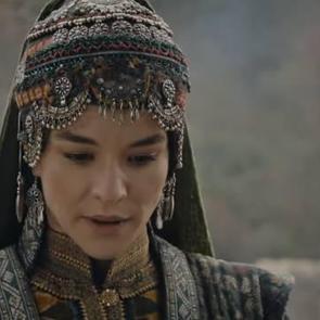Kuruluş Osman 'Aksu Hatun' Funda G&uuml;ray kimdir? Ka&ccedil; yaşında? Funda G&uuml;ray'ın oynadığı diziler