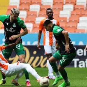 Adanaspor, Sakaryaspor'la yenişemedi