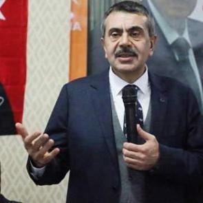 Bakan Tekin'den &ouml;ğretmenlere mesaj
