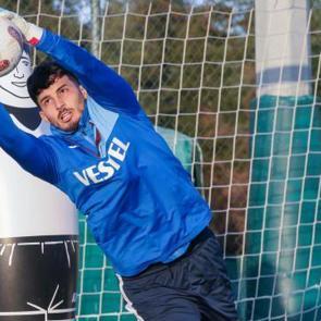 Fenerbah&ccedil;e ma&ccedil;ı &ouml;ncesi Uğurcan &Ccedil;akır gelişmesi