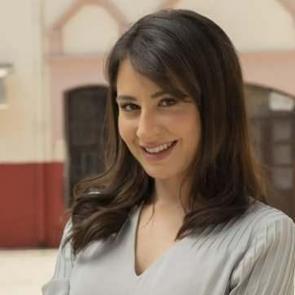 İnci Taneleri 'Yıldız' &Uuml;mit Beste Kargın kimdir, ka&ccedil; yaşında? &Uuml;mit Beste Kargın'ın oynadığı diziler