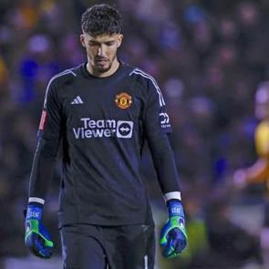 Trabzonspor'dan Altay Bayındır a&ccedil;ıklaması!