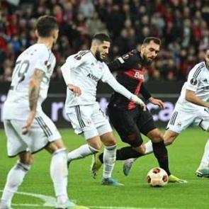Peri masalı son buldu! Karabağ, Leverkusen'i salladı ama yıkamadı