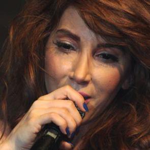 Hande Yener &ouml;l&uuml;m haberini bu s&ouml;zlerle duyurdu! "D&uuml;nyamı kaybettim" dedi