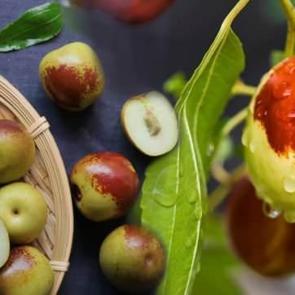 Taze ve kuru h&uuml;nnap meyvesi faydaları nelerdir? H&uuml;nnap &ccedil;ayı nasıl yapılır?