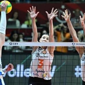 T&uuml;rkiye, Avrupa voleybolunda 4 yıl sonra ilki yaşadı 