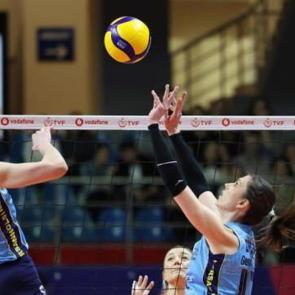 Fenerbah&ccedil;e Opet, avantajı kaptı