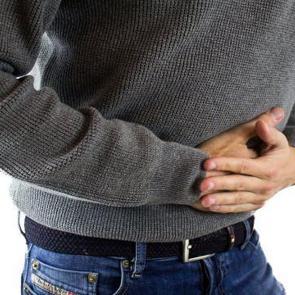 Karında kalp atışı hissi neden olur? Karında pıt pıt nabız atması nasıl ge&ccedil;er? 