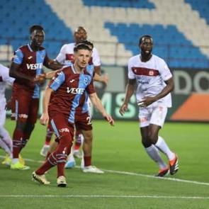 Trabzonspor'un 'i&ccedil; saha' kabusu s&uuml;r&uuml;yor