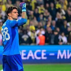 Yunan kalecinin sırrı ortaya &ccedil;ıktı! Tek tek not etmiş...