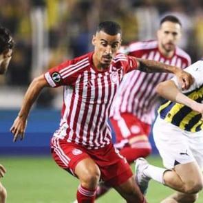 Kadık&ouml;y'de tur penaltılarla gitti! Fenerbah&ccedil;e yarı finalin kapısından d&ouml;nd&uuml;