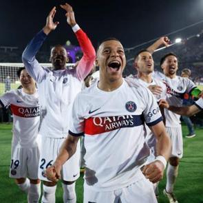 PSG Barcelona'yı sahadan sildi! Devler Ligi'nde turu kaptılar