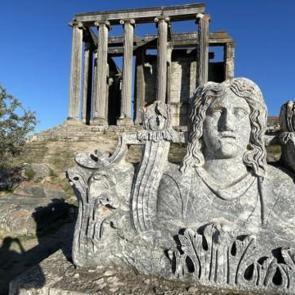 K&uuml;tahya&rsquo;nın g&ouml;zdesi Aizanoi Antik Kenti İstanbul&rsquo;da tanıtılacak