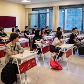 Bakan Tekin'den yeni m&uuml;fredat a&ccedil;ıklaması
