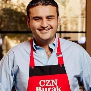 CZN Burak davranışıyla insanlık dersi verdi! Herkes i&ccedil;in &ouml;rnek teşkil edecek paylaşım