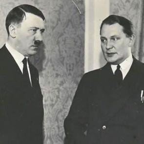 Hitler'in yakın arkadaşının evinde insan iskeletleri bulundu