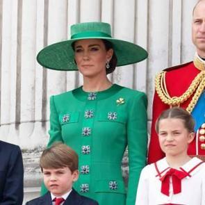 Kate Middleton'ın mutlu g&uuml;n&uuml;! Kraliyet geleneği bozulmadı...