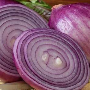 Mor soğan kaynatıp i&ccedil;menin faydaları: Mor soğan ve ge&ccedil;irdiği hastalıklar!