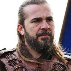 Sabah sabah hastaneye giden Engin Altan D&uuml;zyatan'dan haber geldi! Ameliyat...