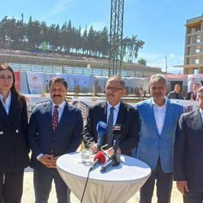 Bakan &Ouml;zhaseki: 1 yıl i&ccedil;inde 400 bin deprem konutu teslim edilmiş olacak