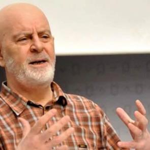 Mustafa Kutlu'dan yeni hikaye kitabı: Başkanın Adamları