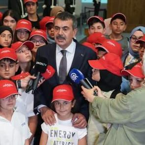 Bakan Tekin: Darbecilerin yaptığı anayasalardan kurtulacağız