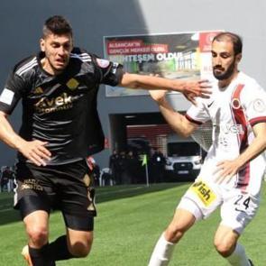 Altay&rsquo;ın deneyimli oyuncuları kul&uuml;pten ayrılmıyor!