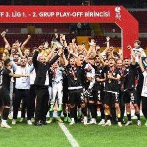 Orduspor'u deviren Elazığspor 2. Lig'e y&uuml;kseldi!