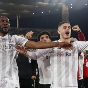 Beşiktaşlı yıldızdan dikkat &ccedil;eken 'olta' paylaşımı!