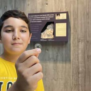 2 bin yıllık tarih evinin bah&ccedil;esinden &ccedil;ıktı