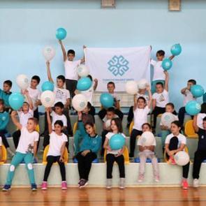 Türkiye'nin yumuşak gücü Türkiye Maarif Vakfı (TMV) Türkçe ile gönüllere sesleniyor