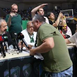 1. Lig ekibi Kocaelispor'un kongresinde olay