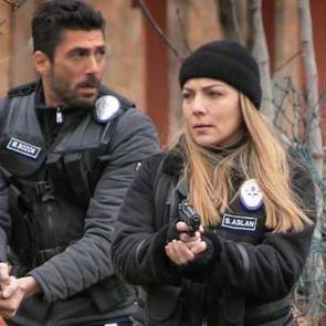 Arka Sokaklar'ın Komiser'i beyin ameliyatına alındı! T&uuml;m risklere rağmen...