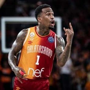 Galatasaray'da &uuml;&ccedil; basketbolcu ile yollar ayrıldı