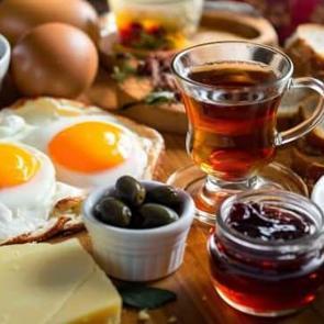 Uzman isim uyardı: Sınav &ouml;ncesi bal ve re&ccedil;el t&uuml;ketimine dikkat!