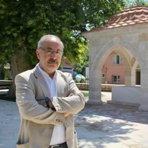 Osmanlı'nın ilk müderrisinin mezarının yeri tescillenerek çevresi düzenlendi