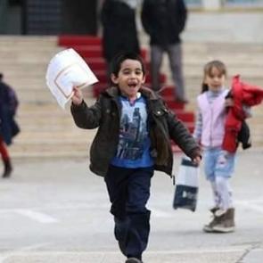 Son ders zili bug&uuml;n &ccedil;alacak! Karne zamanı...Yaz okulu i&ccedil;in &ouml;nemli detay