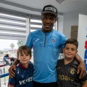 Nwakaeme sağlık kontrol&uuml;nden ge&ccedil;ti