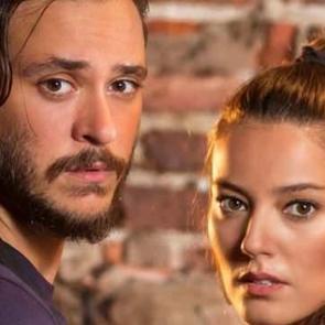 Pelin Akil ve Anıl Altan &ccedil;iftinden şok a&ccedil;ıklama: Bizi boşandırmayı deniyorlar!